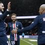 Covid-19: PSG vence campeonato em França