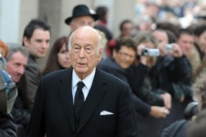 Marcelo recorda Giscard d'Estaing como 'defensor da liberdade e da democracia'