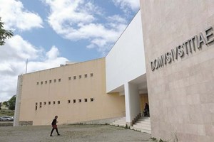 Tribunais reiniciam atividade quarta-feira, mas arranque poderá ser gradual e desigual
