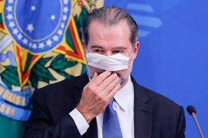 Covid-19: Presidente do STF brasileiro testa negativo para coronavírus