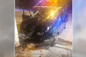 Condutora de 20 anos alcoolizada despista-se em Matosinhos e embate contra poste