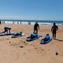Covid-19: Em Carcavelos, os portugueses voltaram à praia. 'É o caos'