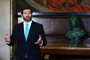 Ventura vai pedir em setembro suspensão temporária do mandato na AR