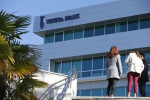 Venezuela: Ministério Público investiga gestão da Teixeira Duarte no Porto de La Guaira