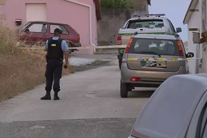 Mulher baleada na Lourinhã. Suspeito está fechado em casa