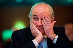 Funcionários do PSD criticam Rio por “empregos fictícios”