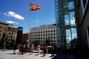 Covid-19: Baleares recebem turistas a partir de 15 junho em projeto piloto