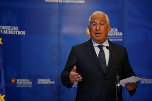 Covid-19: António Costa admite barrar entrada de viajantes do Brasil se UE determinar
