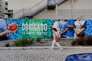 Lisboa também tem um mural de homenagem aos profissionais de saúde