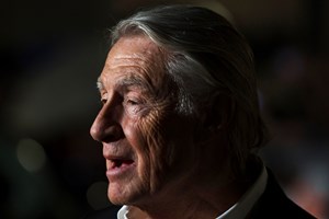 Morreu o realizador norte-americano Joel Schumacher