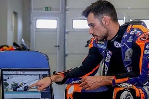 Miguel Oliveira sobe à equipa de fábrica da KTM em 2021