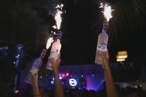 37 infetados com coronavírus após festa ilegal em Lagos