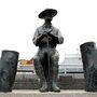 Estátua de Baden-Powell, fundador dos escoteiros, vai ser retirada