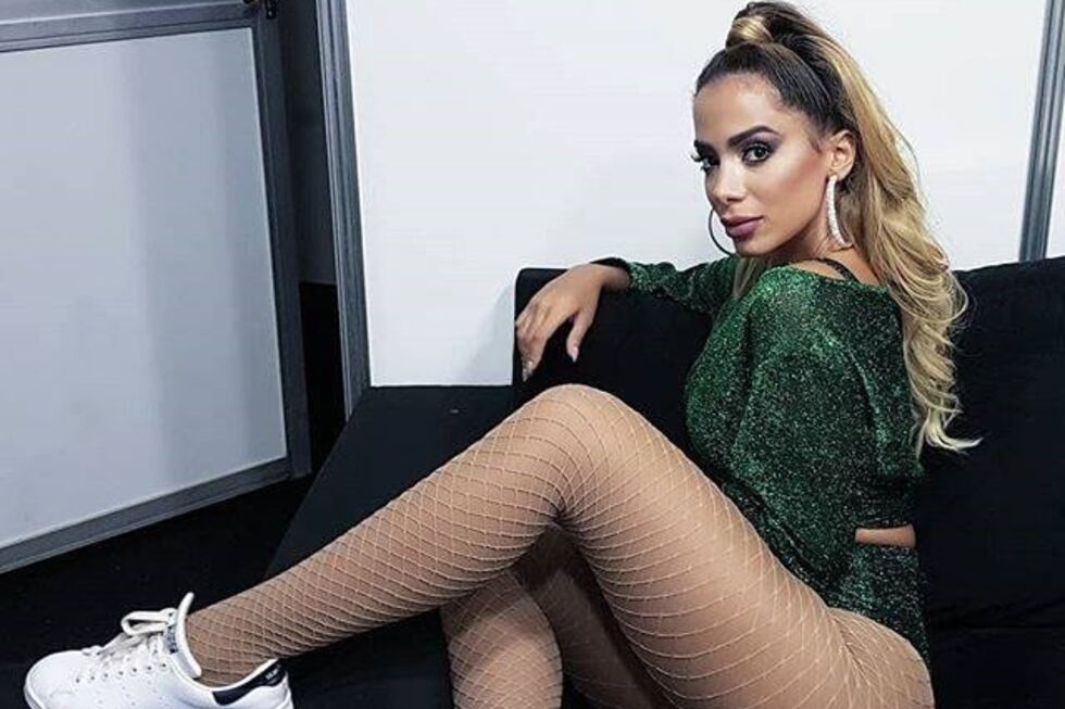 Anitta, Kamilla Fialho, Batalha Judicial