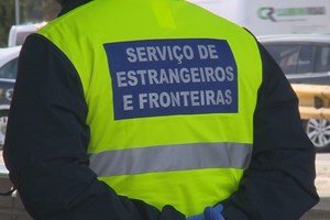 Guerra no sindicato do SEF. Mais de 200 inspetores questionam presidente