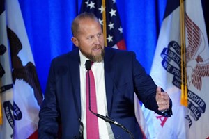 Trump substitui diretor da campanha a menos de quatro meses das eleições