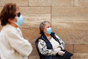 Espanha e Itália com novos máximos diários de casos de Covid-19