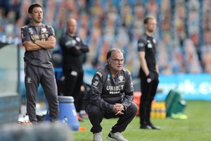 Leeds United regressa à Premier League 16 anos depois