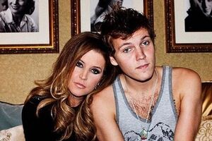 Lisa Marie Presley com o filho, Benjamin Keough