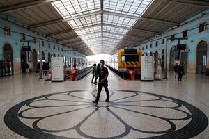 Lisboa mais silenciosa, com menos carros e menos pessoas contra o novo coronavírus