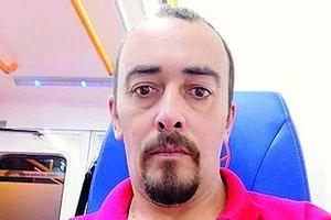 Carlos Carvalho, de 40 anos