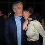 Interrogatório a Ghislaine Maxwell. O que disse a ex-namorada de Epstein sobre Trump?