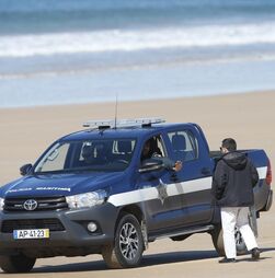 Polícia Marítima faz buscas por jovem desaparecido na Nazaré