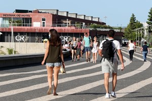 Covid-19: 7.000 alunos do secundário da Madeira retomam aulas presenciais