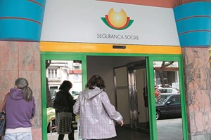 Covid-19: Novo apoio social começa a ser pago sexta-feira a alguns trabalhadores
