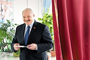 Lukashenko, um ditador soviético XXL