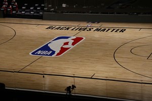 Dallas vencem Clippers na NBA com diferença de 50 pontos ao intervalo