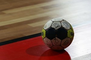 Covid-19: Três jogadores do Belenenses testam positivo e jogo com o Boa Hora é adiado