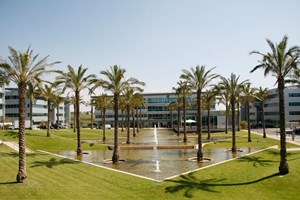 Lagoas Park vendido a fundo britânico por 421 milhões de euros