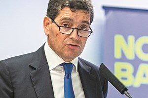 Novo Banco decide este mês necessidade de plano mais agressivo de saídas
