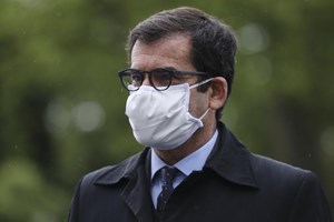 Autarca do Porto diz que ficou a falar sozinho no caso dos precários da Casa da Música
