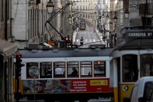Covid-19 em Portugal: Mais 5 mortes e 899 infetados em 24 horas