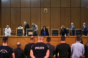 Tribunal grego rejeita circunstâncias atenuantes aos líderes do Aurora Dourada