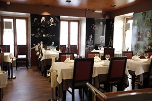Do luxo ao familiar: novas restrições põem restaurantes em risco