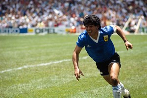 Maradona: 60 anos, 60 histórias (e muitas polémicas)