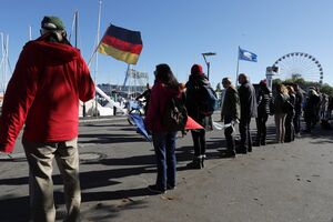 Protesto contra medidas Covid Alemanha - Suíça