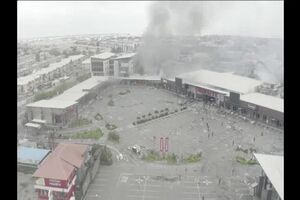 Protestos Nigéria ‐ Made with Clipchamp.mp4