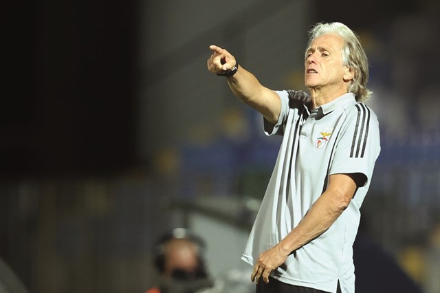 Benfica vence Belenenses SAD