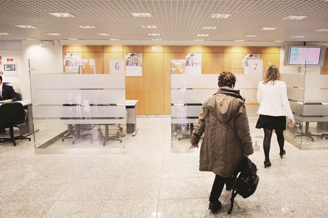 Bancos proibidos de vender dívida de grandes acionistas