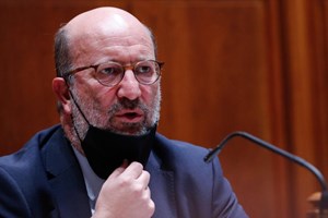 Ministro do Ambiente vê com 'grande satisfação' fecho da central de Sines em janeiro