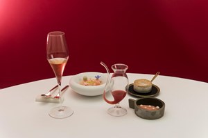 A arte de casar vinho e comida em oito jantares vínicos