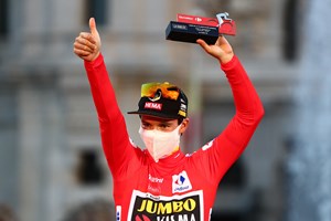 Vuelta: Primoz Roglic exorciza demónios do Tour com bis em Espanha