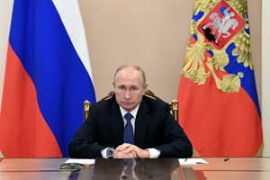 Putin assina várias leis que agravam repressão de manifestantes oposicionistas