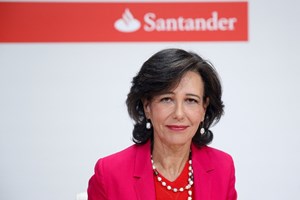 Santander vai eliminar 4 mil empregos em Espanha