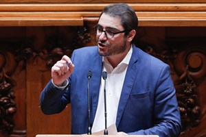 PCP quer criar crime de enriquecimento injustificado com pena agravada para políticos