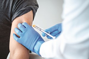 Covid-19: China aprova primeira vacina para comercialização
